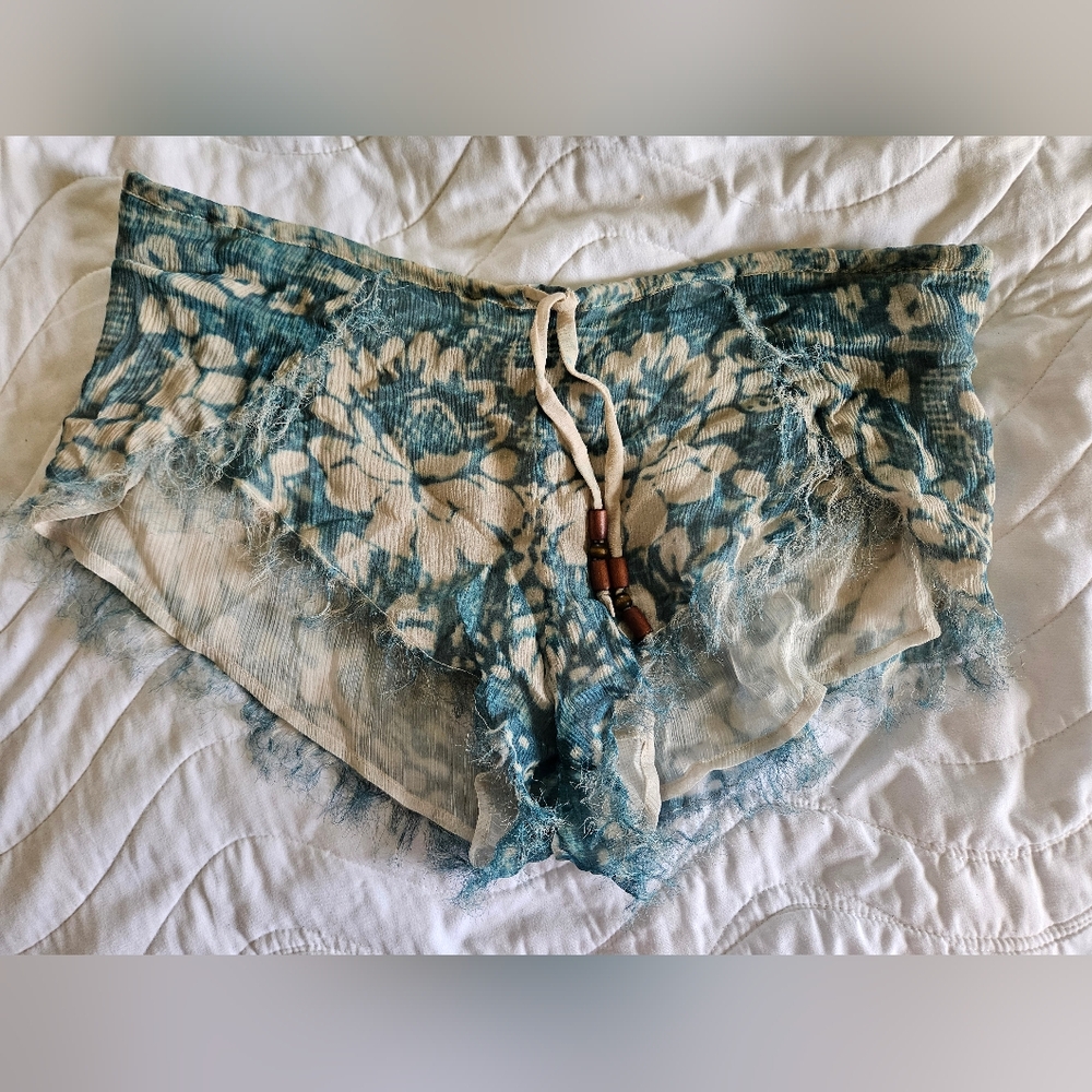 Chasor shorts/ swim cover up